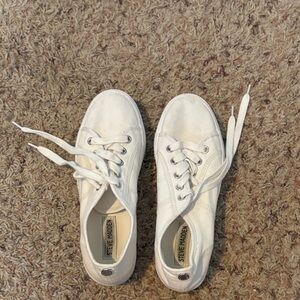 Steve Madden Cream Casual Sneakers